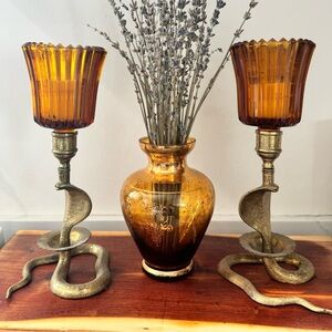 Vintage Vecchia Murano Italian amber glass bud vase with real gold plate design